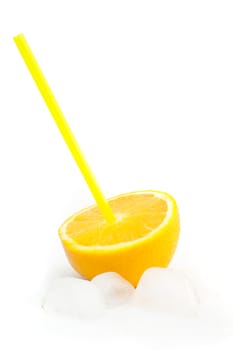 detail of an orange with a straw and ice