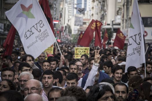 TURKEY, Izmir: Labor organizations and civil society organizations gathered in Izmir, Turkey on October 10, 2015 after explosions killed nearly 100 people in Ankara earlier in the day.Two bombs went off near the main train station in the city. According to officials the bombs went off at a peace rally killing 97 and injuring 400 more.These images show people at the rally demanding justice. Several people at the rally were taken into custody after clashing with police.