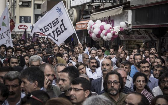 TURKEY, Izmir: Labor organizations and civil society organizations gathered in Izmir, Turkey on October 10, 2015 after explosions killed nearly 100 people in Ankara earlier in the day.Two bombs went off near the main train station in the city. According to officials the bombs went off at a peace rally killing 97 and injuring 400 more.These images show people at the rally demanding justice. Several people at the rally were taken into custody after clashing with police.