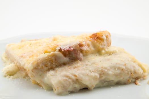 italian toast bread tartlet with ham, cheese and mozzarella