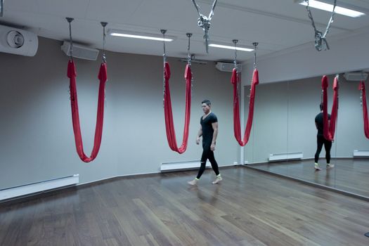 Treningstimen Anti-Gravity Yoga på Sats