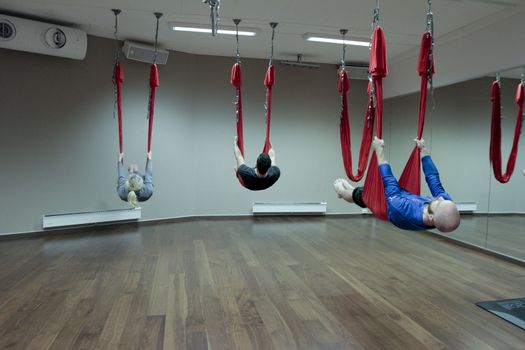 Treningstimen Anti-Gravity Yoga på Sats