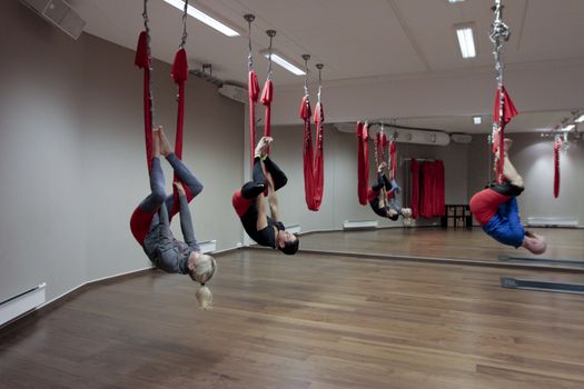 Treningstimen Anti-Gravity Yoga på Sats