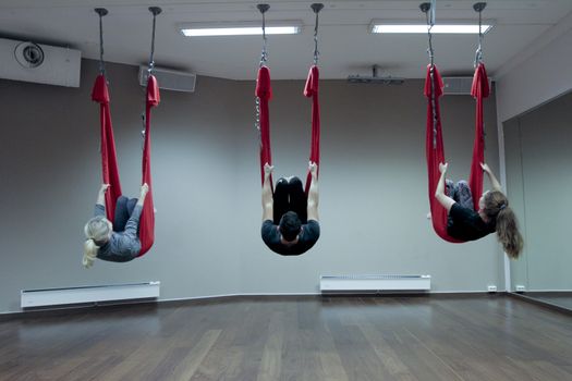 Treningstimen Anti-Gravity Yoga på Sats