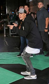 UNITED KINGDOM, London: Justin Bieber attends the world premiere of Ed Sheeran: Jumpers for Goalposts at Odeon Leicester Square in London on October 22, 2015.