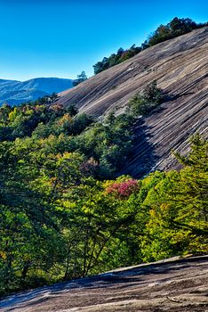 stone mountain north carolina scenery during autumn season