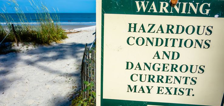 hazardous rip currents warning sign on hunting island nc