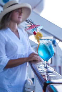 cool cocktails during summer travel