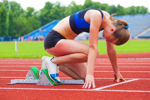 runner at the start, sports background