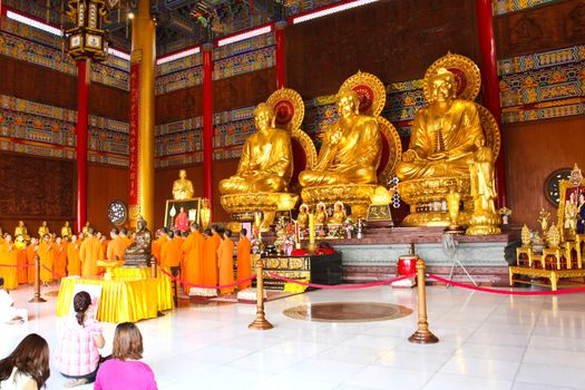 NONTHABURI, THAILAND - OCTOBER 25, 2015: Tourists visiting the temples in the city of Nonthaburi ,Thailand.