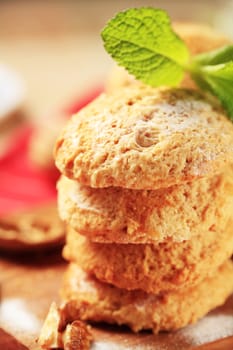 Crispy cookies on a cutting board - detail