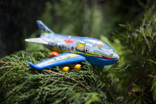 UKRAINE, Kiev: A toy plane is pictued outside the Russian embassy in Kiev, Ukraine, to pay tribute to the victims of crashed Russian Metrojet plane in Egypt, on November 1, 2015. The Airbus, with 224 people on board, crashed in a mountainous part of Egypt's Sinai Peninsula on October 31, 2015