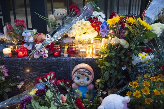 UKRAINE, Kiev: Flowers and candles are pictured outside the Russian embassy in Kiev, Ukraine, to pay tribute to the victims of crashed Russian Metrojet plane in Egypt, on November 1, 2015. The Airbus, with 224 people on board, crashed in a mountainous part of Egypt's Sinai Peninsula on October 31, 2015