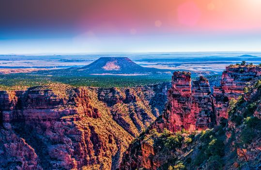  Grand Canyon, Cedar Mountain at Desert View, Arizona, USA