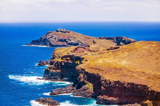 Island Ilheu da Cevada / do Farol - the most easterly point on Madeira - view from Ponta do Furado