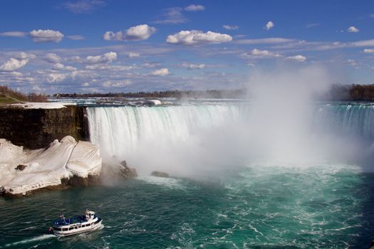 The white ship is going to the fantastic Niagara falls