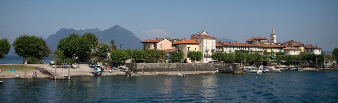 Romantic view on Isola dei Pescatori island on lago maggiore