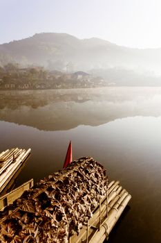 Ban Rak Thai (the Thai-loving village) Chinese refugees settling in Northern Thailand can be dated back to the 1949 Communist takeover in China,is a village near Mae Hong Son.