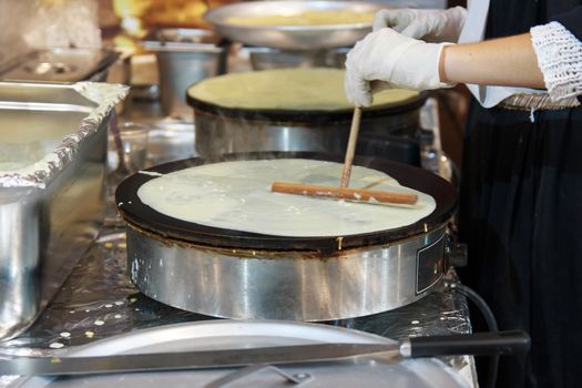 the crepes is a type of wafer soft and elastic baked on a round plate