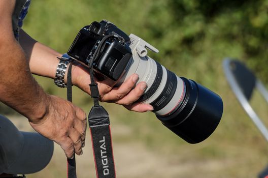 Aircraft spotter with camera