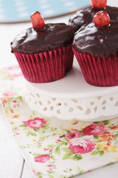 chocolate cherry filled cup cakes
