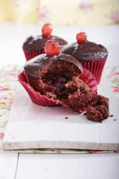 chocolate cherry filled cup cakes