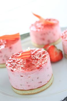 mini cheese cake dessert