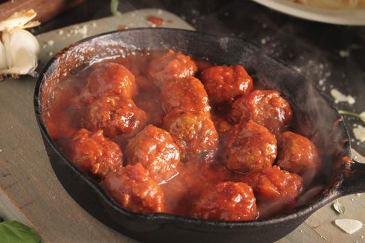 italian meatballs with spaghetti