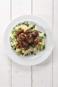 beef stew with colcannon potato