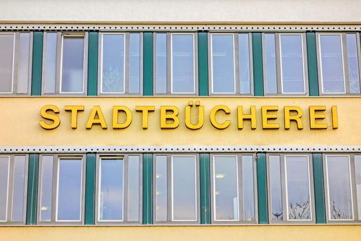 Stadtbuecherei (city library) - facade with lettering