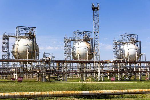A complex oil refinery reservoirs for keeping