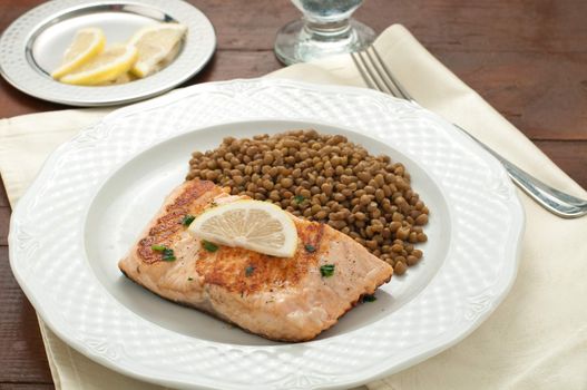 Fillet of grilled salmon with lentils, Italy