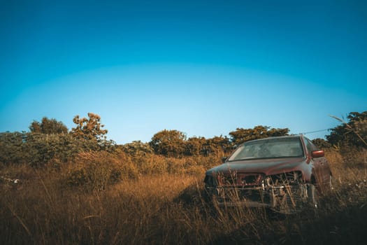 Old car parked at Forest Lawn