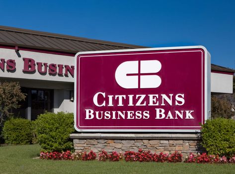 LOS ANGELES, CA/USA - NOVEMBER 22, 2015: Citizens Business Bank exterior, logo, and sign.