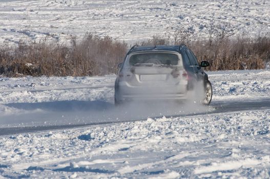 Car drift spray snow