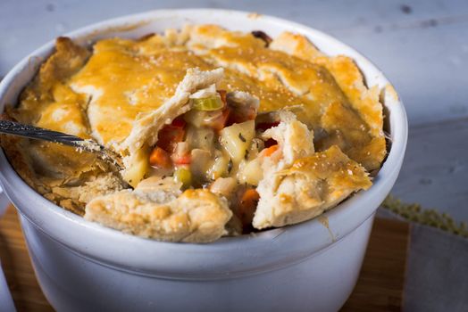 Pot pie vegetarian vegetable healthy baked crust