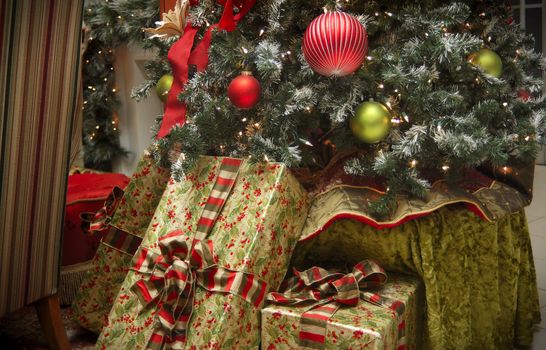 christmas tree with presents, decoration old style