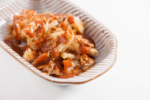 Roti with Thai tea sauce, Modern dessert adapt from Indian food