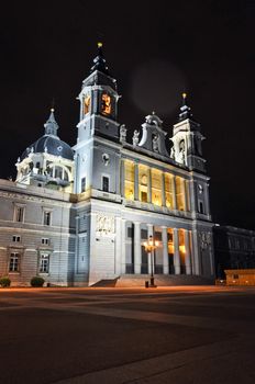 Museo Catedral  y Subiba a la Cupula Madrid Spain