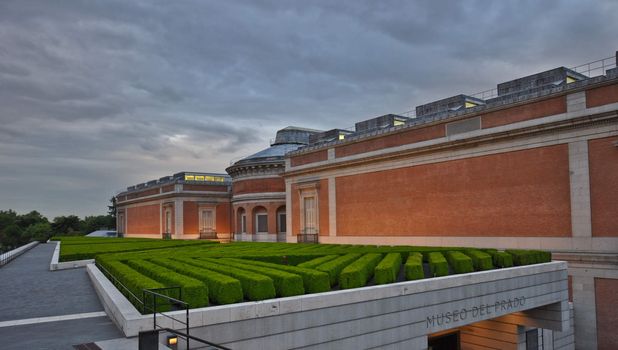 museo del prado,  Hedge and garden at the back, madrid, spain