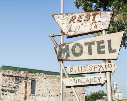 Another abandoned motel sign, Afton, Oklahoma on Route 66, USA