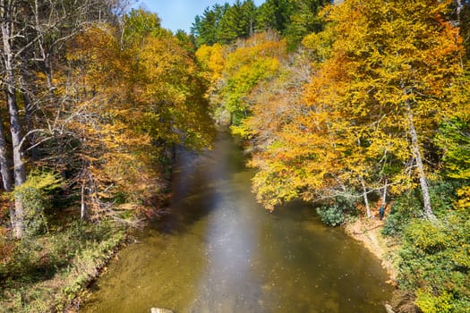 linnville river flowing through blue ridge mountains valleys