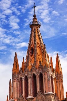 Parroquia Archangel Church Cross San Miguel de Allende, Mexico. Parroaguia created in 1600s and facade created in 1880s.

