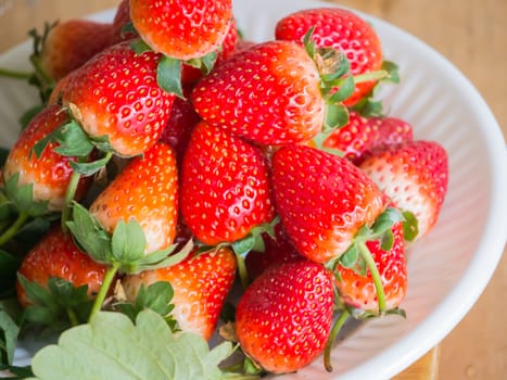 Strawberries in plat