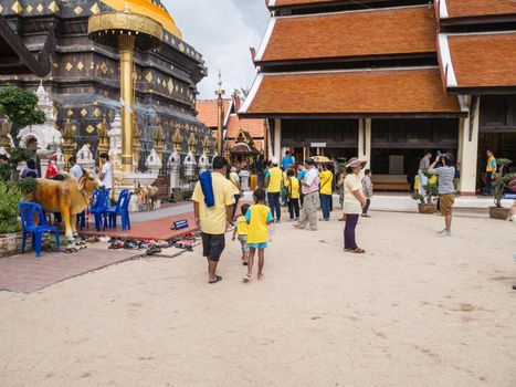 Lampang - December 5 : Don Muang Airport on December 5 , 2015 People in holiday  travel which horse carriage in temple Phrathat Lampang Luang in Lampang, Thailand Thailand.