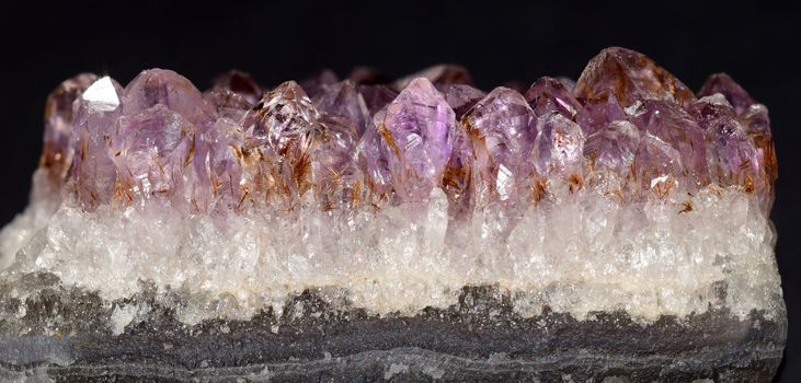 SAMPLES OF CRYSTALS PHOTOGRAPHED IN MACRO.