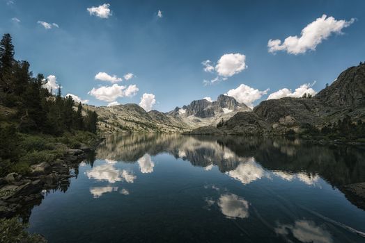 Mountain landscape in the Sierra Nevada mountains, California