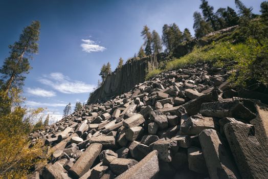 Mountain landscape in the Sierra Nevada mountains, California