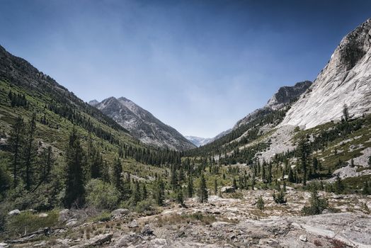 Mountain landscape in the Sierra Nevada mountains, California