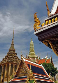 Grand Palace was built as the final resting place of the Emerald Buddha ( Phra Kaeo) surrounded by the kings residence, it is Thailands holiest temple